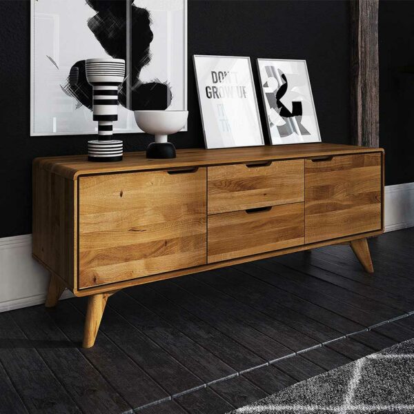 Basilicana Niedriges Sideboard aus Wildeiche Massivholz geölt